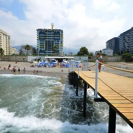 Konak Tower Sea View 47 Apartmán *